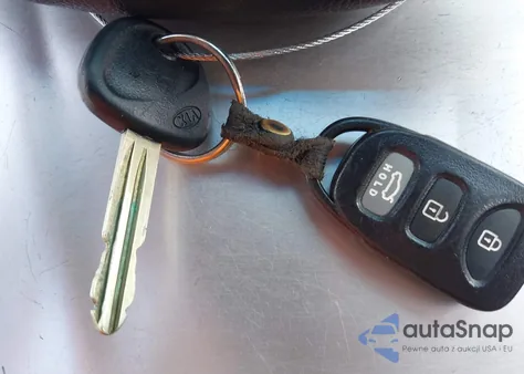 2010 Kia Forte Ex z USA, uszkodzony, nr VIN KNAFU4A22A5287610